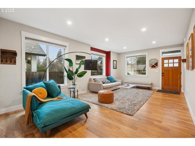 3010 Se 62ND Ave, Portland, OR 97206