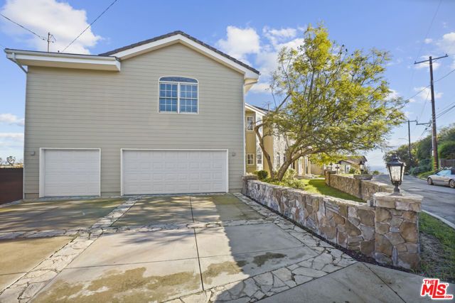 1036 El Medio Avenue, Pacific Palisades (los Angeles), CA 90272