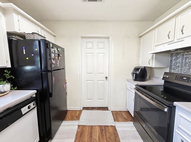 6676 Little Creek Drive, Quinlan, TX 75474