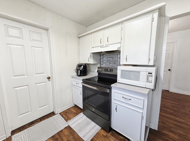 6676 Little Creek Drive, Quinlan, TX 75474