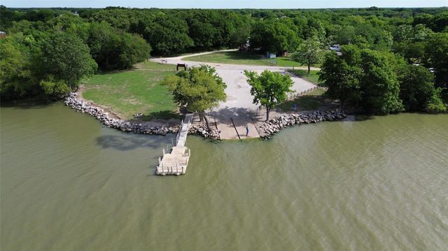 6676 Little Creek Drive, Quinlan, TX 75474