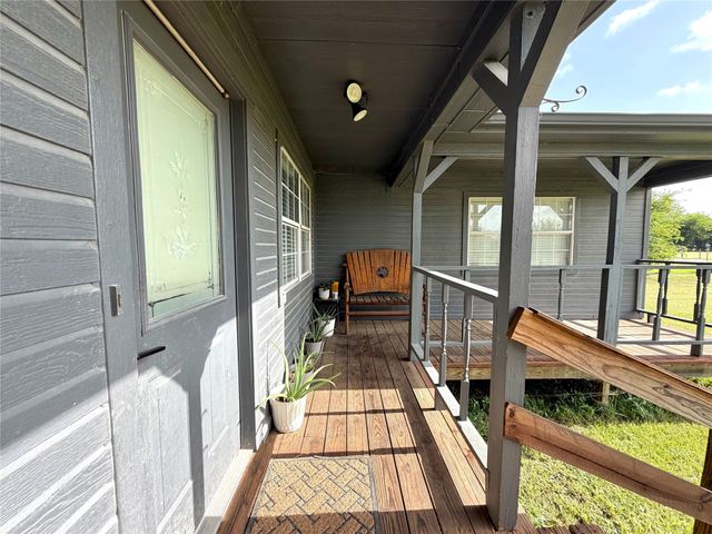 6676 Little Creek Drive, Quinlan, TX 75474