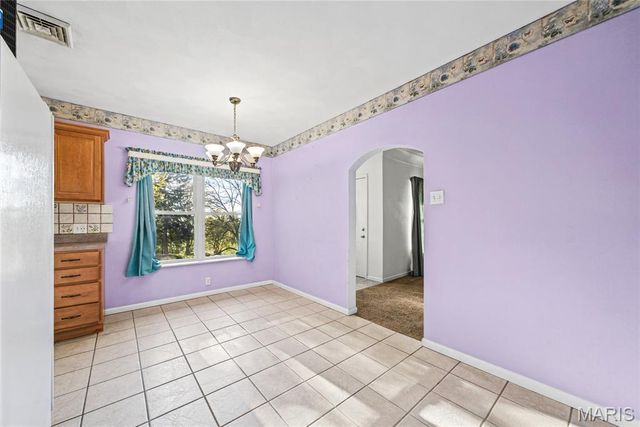308 S Bluff Road, Collinsville, IL 62234