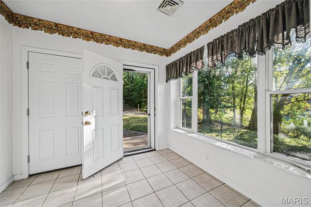 308 S Bluff Road, Collinsville, IL 62234