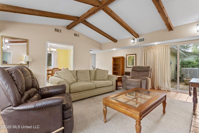 124 Shadowlawn Avenue, Pass Christian, MS 39571