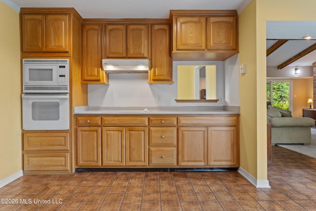 124 Shadowlawn Avenue, Pass Christian, MS 39571