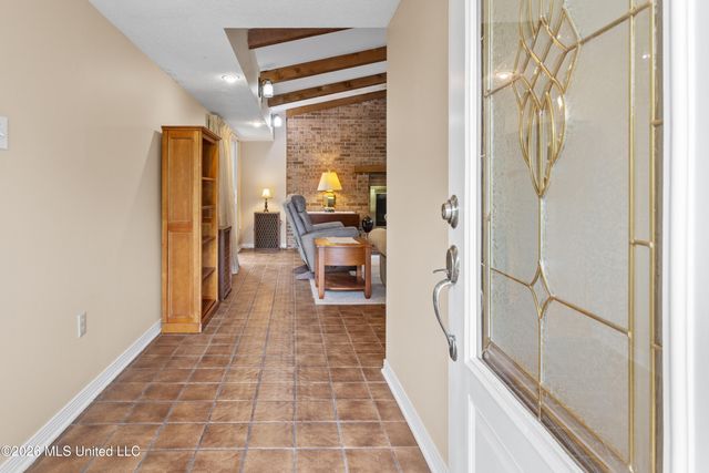 124 Shadowlawn Avenue, Pass Christian, MS 39571