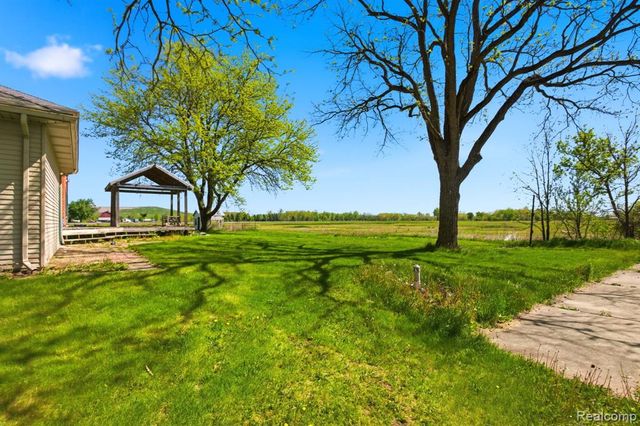 14104 Carleton West Road, Carleton, MI 48117