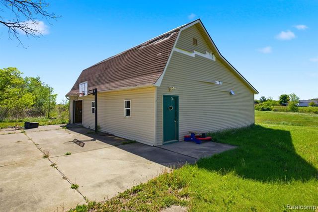 14104 Carleton West Road, Carleton, MI 48117