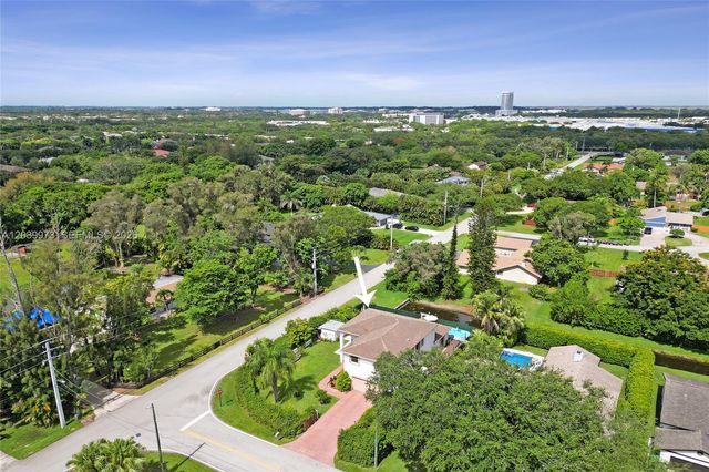 2151 NW 121st Ave, Plantation, FL 33323