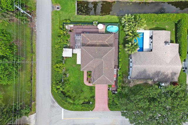 2151 NW 121st Ave, Plantation, FL 33323