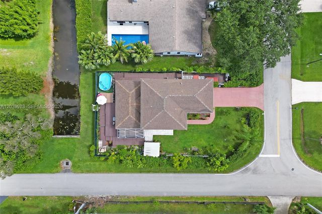 2151 NW 121st Ave, Plantation, FL 33323