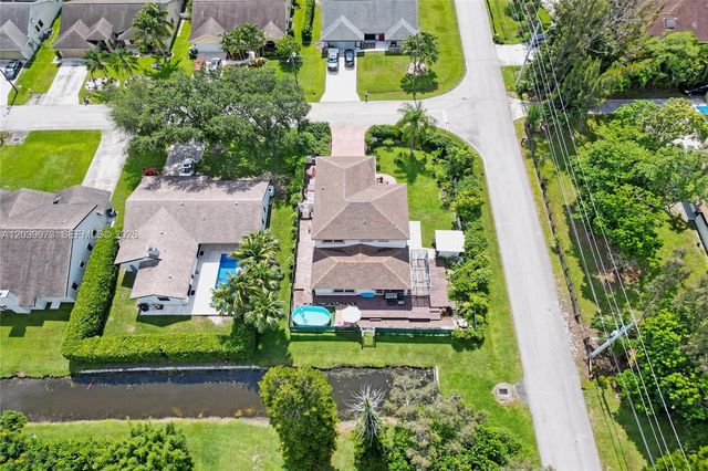 2151 NW 121st Ave, Plantation, FL 33323