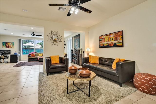 2151 NW 121st Ave, Plantation, FL 33323