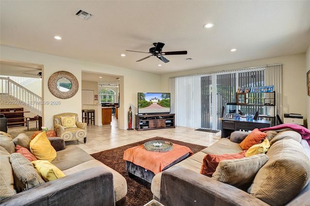 2151 NW 121st Ave, Plantation, FL 33323