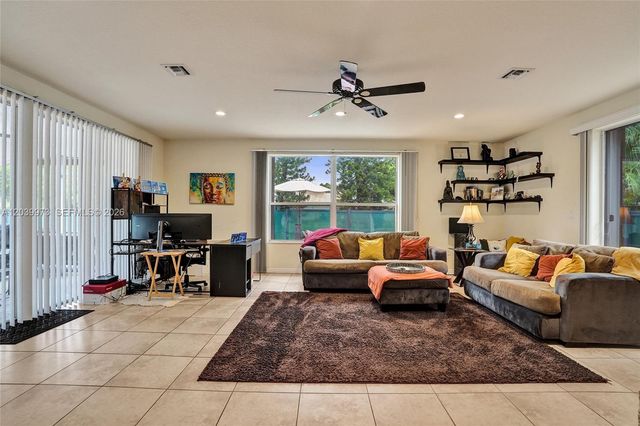 2151 NW 121st Ave, Plantation, FL 33323