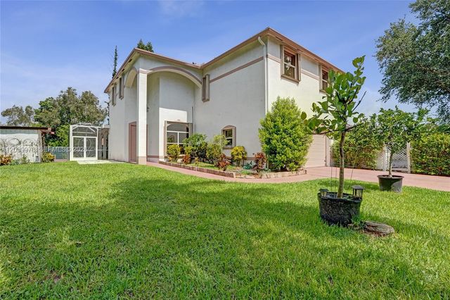 2151 NW 121st Ave, Plantation, FL 33323