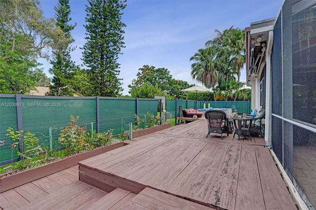 2151 NW 121st Ave, Plantation, FL 33323