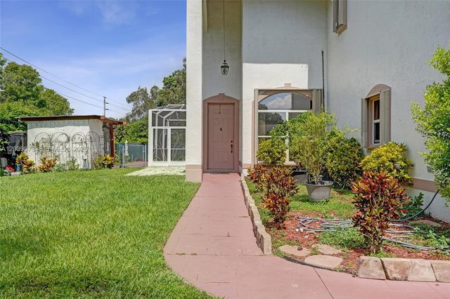 2151 NW 121st Ave, Plantation, FL 33323