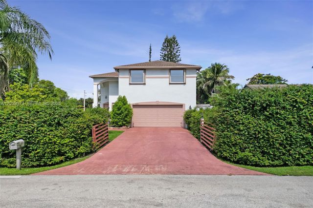 2151 NW 121st Ave, Plantation, FL 33323