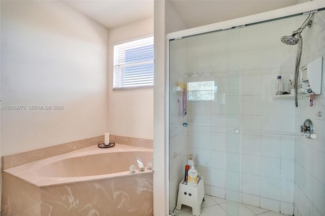 2151 NW 121st Ave, Plantation, FL 33323