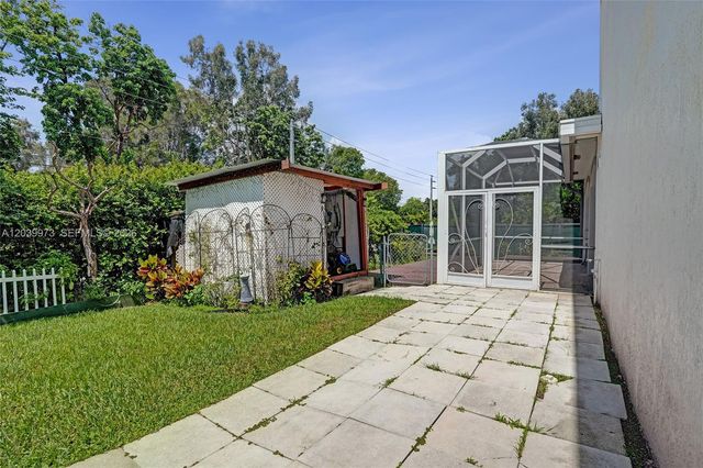 2151 NW 121st Ave, Plantation, FL 33323