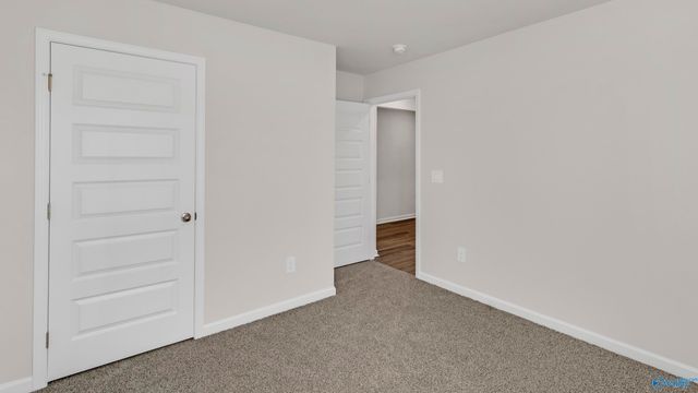 9919 Sequoyah Cove Drive SE, Owens Cross Roads, AL 35763