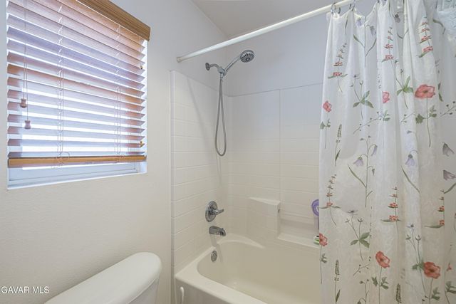 3324 W Avenue J10, Lancaster, CA 93536