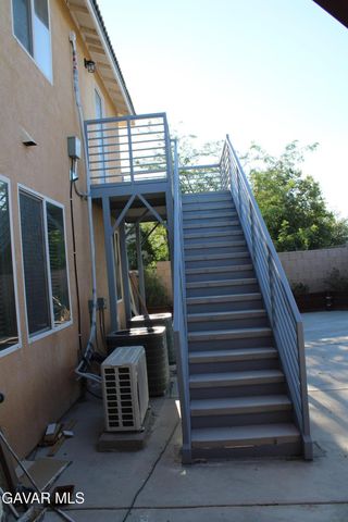 3324 W Avenue J10, Lancaster, CA 93536
