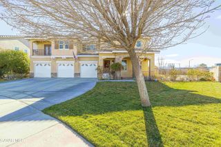 3324 W Avenue J10, Lancaster, CA 93536