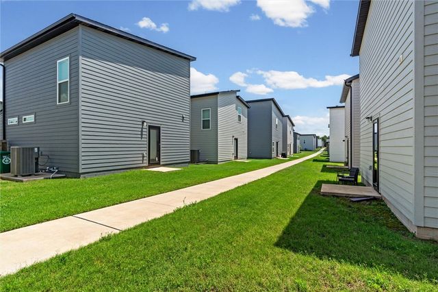 850 Ventnor Avenue, Bentonville, AR 72713