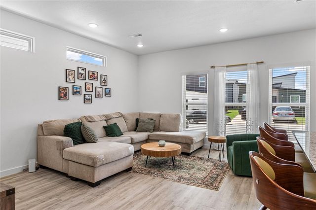 850 Ventnor Avenue, Bentonville, AR 72713
