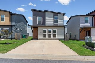 850 Ventnor Avenue, Bentonville, AR 72713