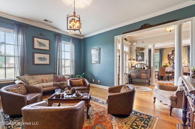 3111 W Beauvoir Place, Hernando, MS 38632