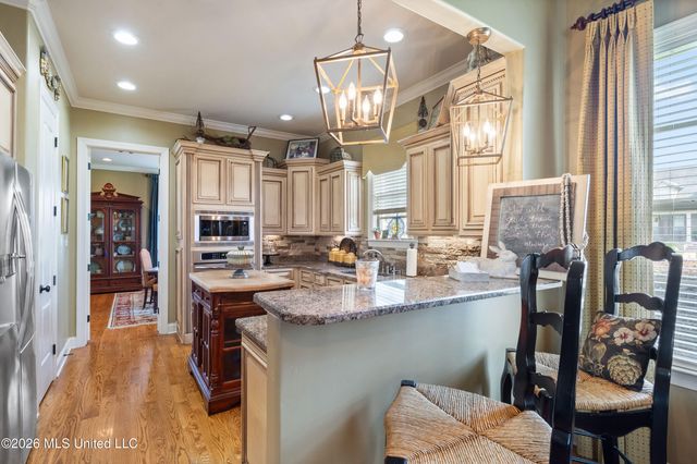 3111 W Beauvoir Place, Hernando, MS 38632