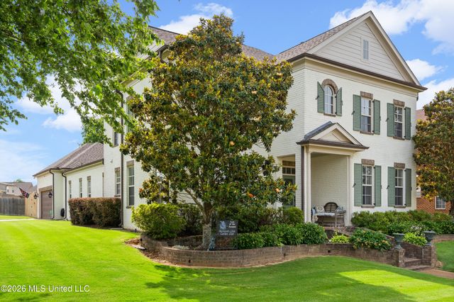 3111 W Beauvoir Place, Hernando, MS 38632