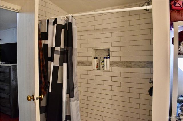 6209 Poinsettia Street, Edinburg, TX 78542