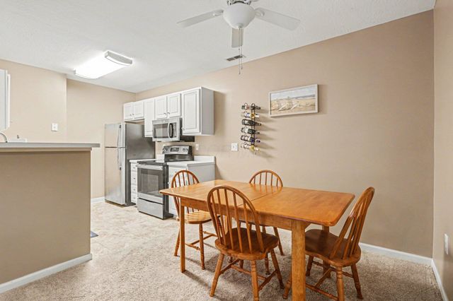 2458 Crystal Springs Drive, Hilliard, OH 43026