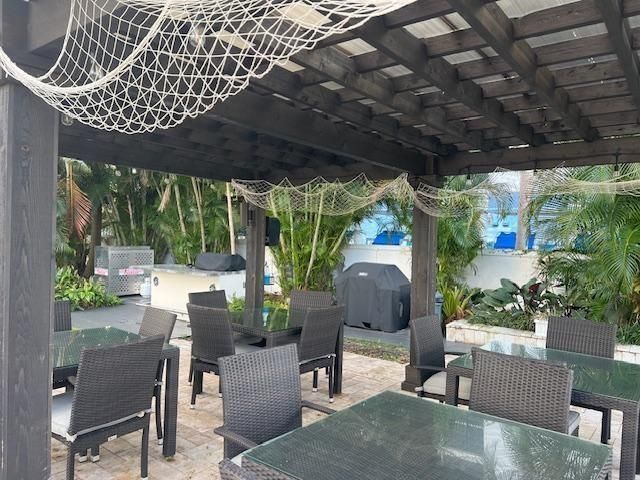 3233 NE 34th Street 717, Fort Lauderdale, FL 33308