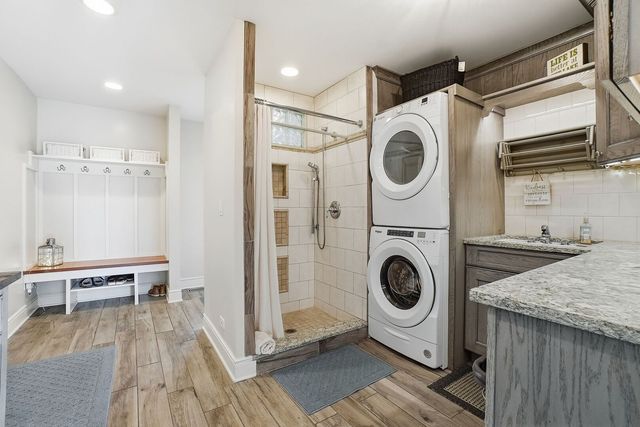 25817 W Cook Street, Wauconda, IL 60084