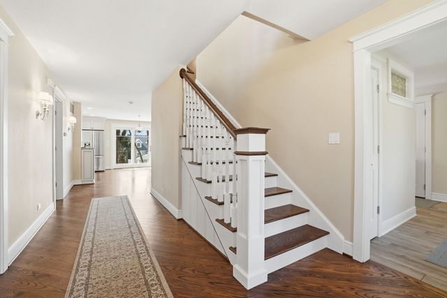 25817 W Cook Street, Wauconda, IL 60084