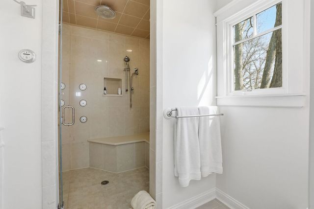 25817 W Cook Street, Wauconda, IL 60084