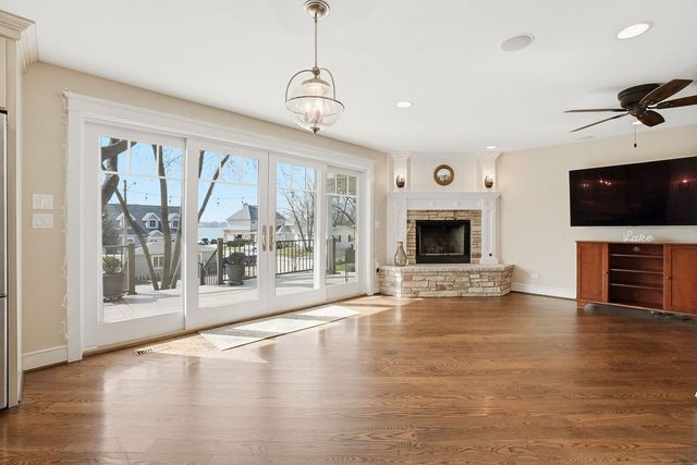 25817 W Cook Street, Wauconda, IL 60084