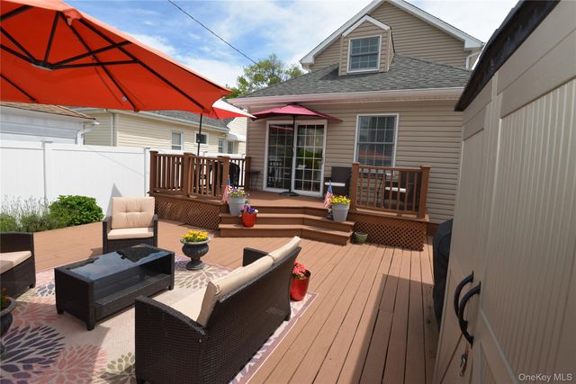 2698 Rosebud Avenue, Merrick, NY 11566