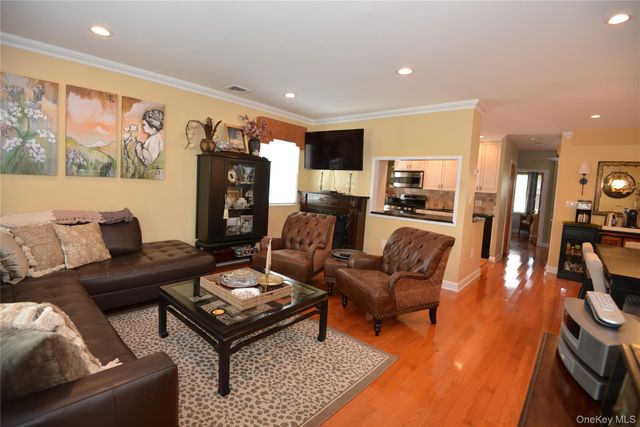 2698 Rosebud Avenue, Merrick, NY 11566