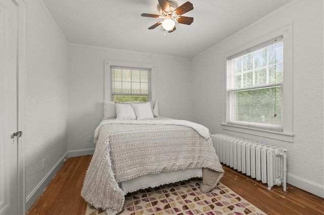 1525 W Lexington Avenue, Independence, MO 64052