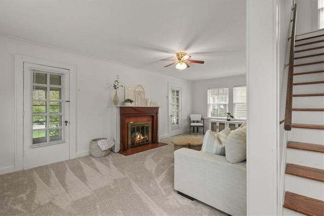 1525 W Lexington Avenue, Independence, MO 64052