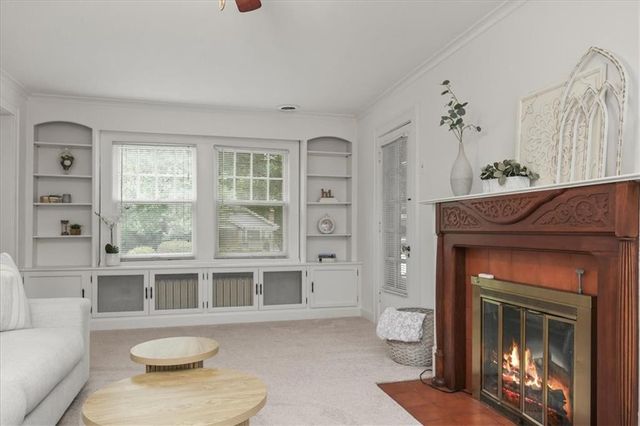 1525 W Lexington Avenue, Independence, MO 64052