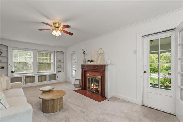 1525 W Lexington Avenue, Independence, MO 64052