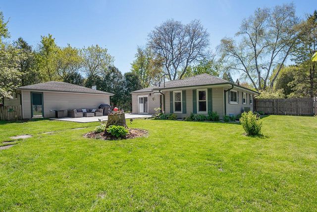 W143S7066 Belmont DRIVE, Muskego, WI 53150